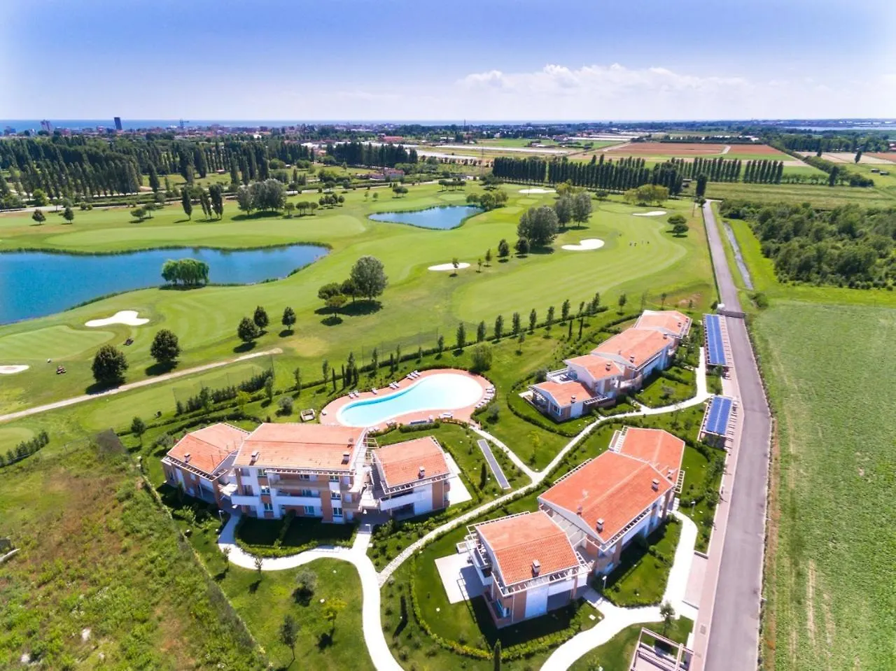 Tee 10 Apartments Lido di Jesolo 0*,